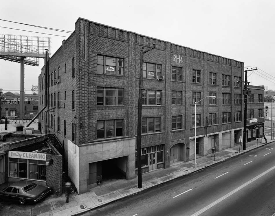 North facade of the Herndon/Atlanta Life Building, c. 1979. Courtesy of the Library of Congress, Historic American Buildings Survey collection, http://www.loc.gov/pictures/item/ga0208.photos.056703p/.